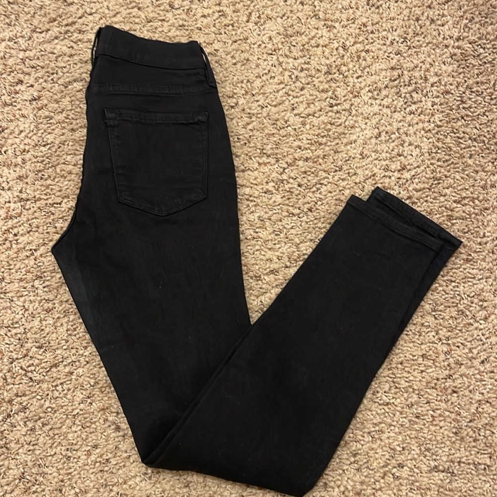 Frame Distressed Skinny Jeans